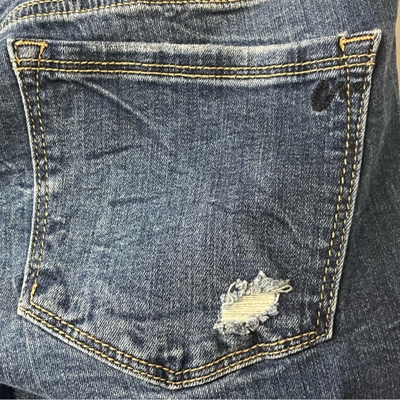 Women’s American Rag factory distressed jeans. Size 9. - Picture 4 of 16